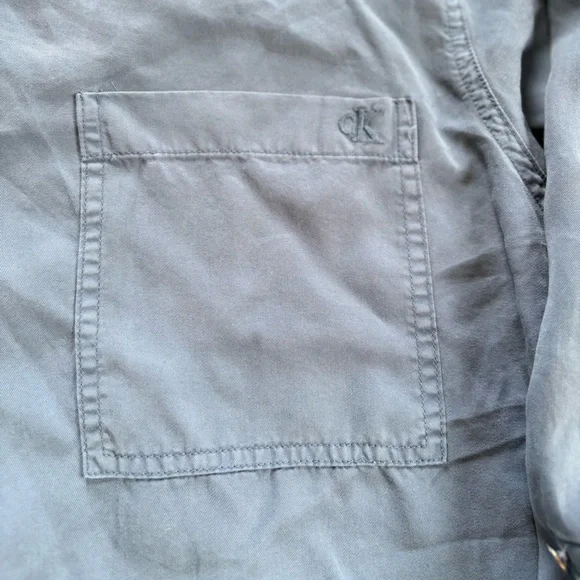 Calvin Klein Jeans Women's 2X Blue Button Down Lightweight Soft Utility Shirt - Picture 11 of 11